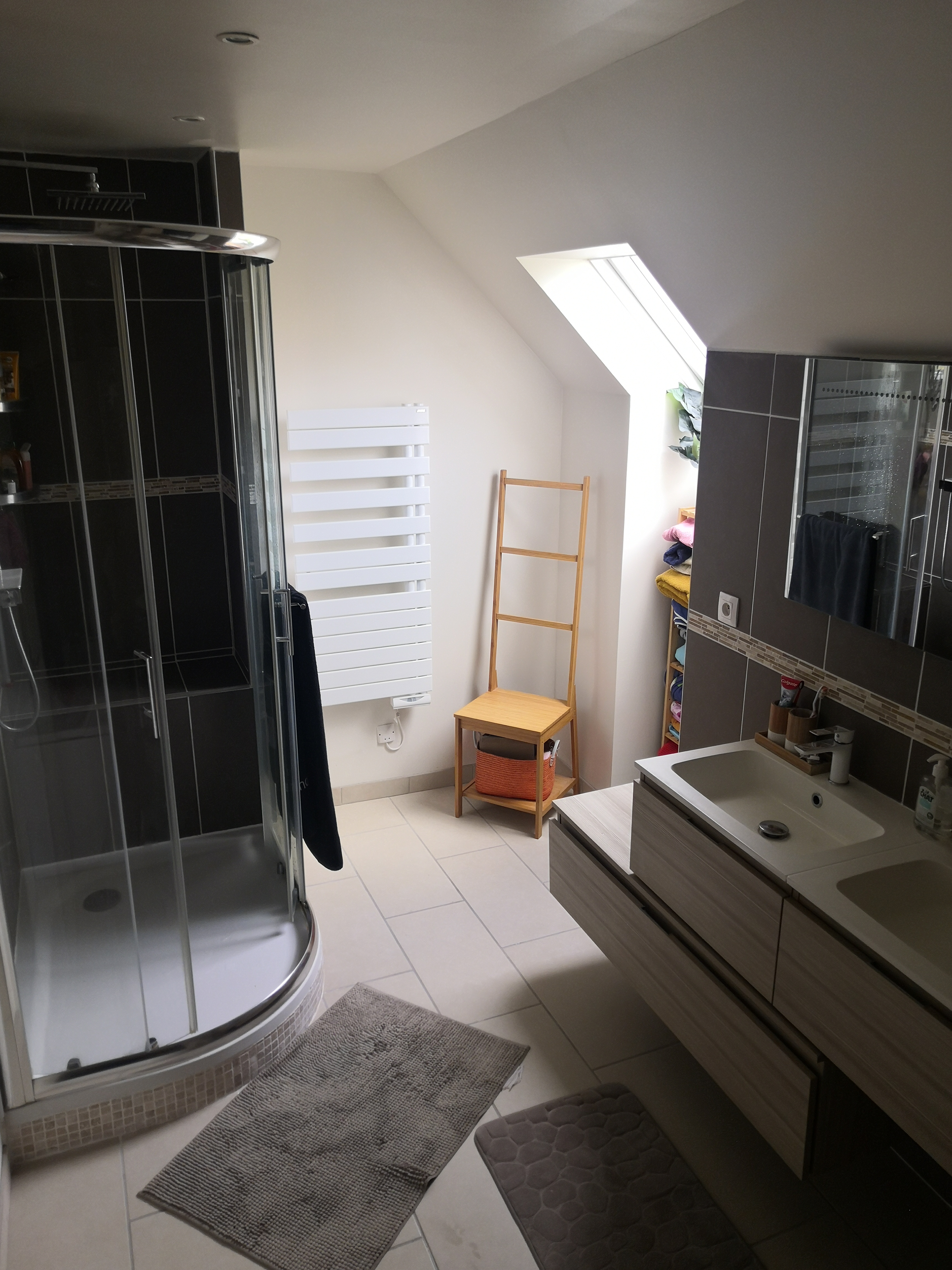 Salle de bains (~9 m²)